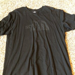 Large north face men’s tee